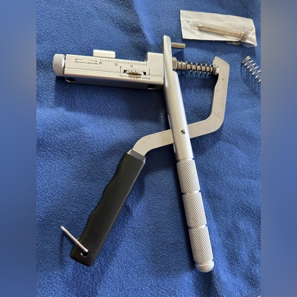 Watch Band Sizing Tool with extra pin and spring - Picture 3 of 6